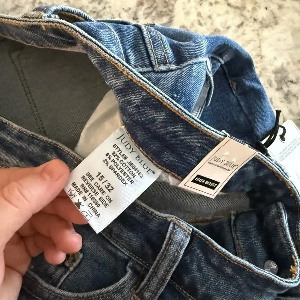 Judy Blue High Waist Slim Fit Jeans Distressed 15/32 NWT JB84183